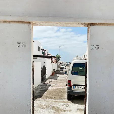 Privadas Cerca De La Playa Y Aeropuerto En Casa Compartida Con Otros Huespedes Сasa de vacaciones