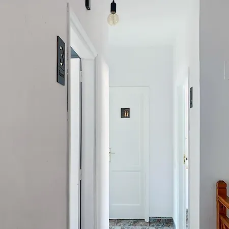 別荘 Privadas Cerca De La Playa Y Aeropuerto En Casa Compartida Con Otros Huespedes