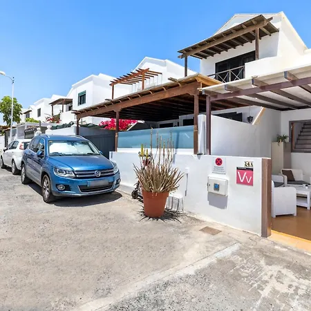 Privadas Cerca De La Playa Y Aeropuerto En Casa Compartida Con Otros Huespedes Feriehus *