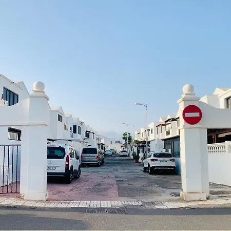 Privadas Cerca De La Playa Y Aeropuerto En Casa Compartida Con Otros Huéspedes Hébergement de vacances