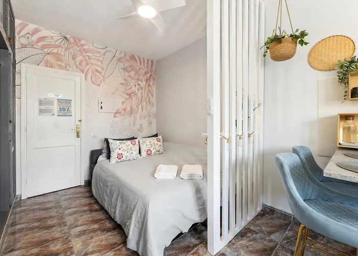 Feriehus Privadas Cerca De La Playa Y Aeropuerto En Casa Compartida Con Otros Huespedes *