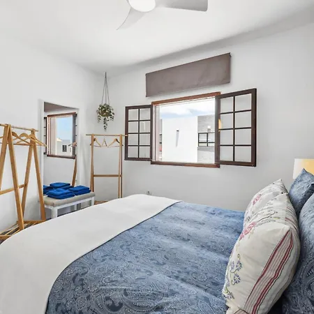 Privadas Cerca De La Playa Y Aeropuerto En Casa Compartida Con Otros Huespedes